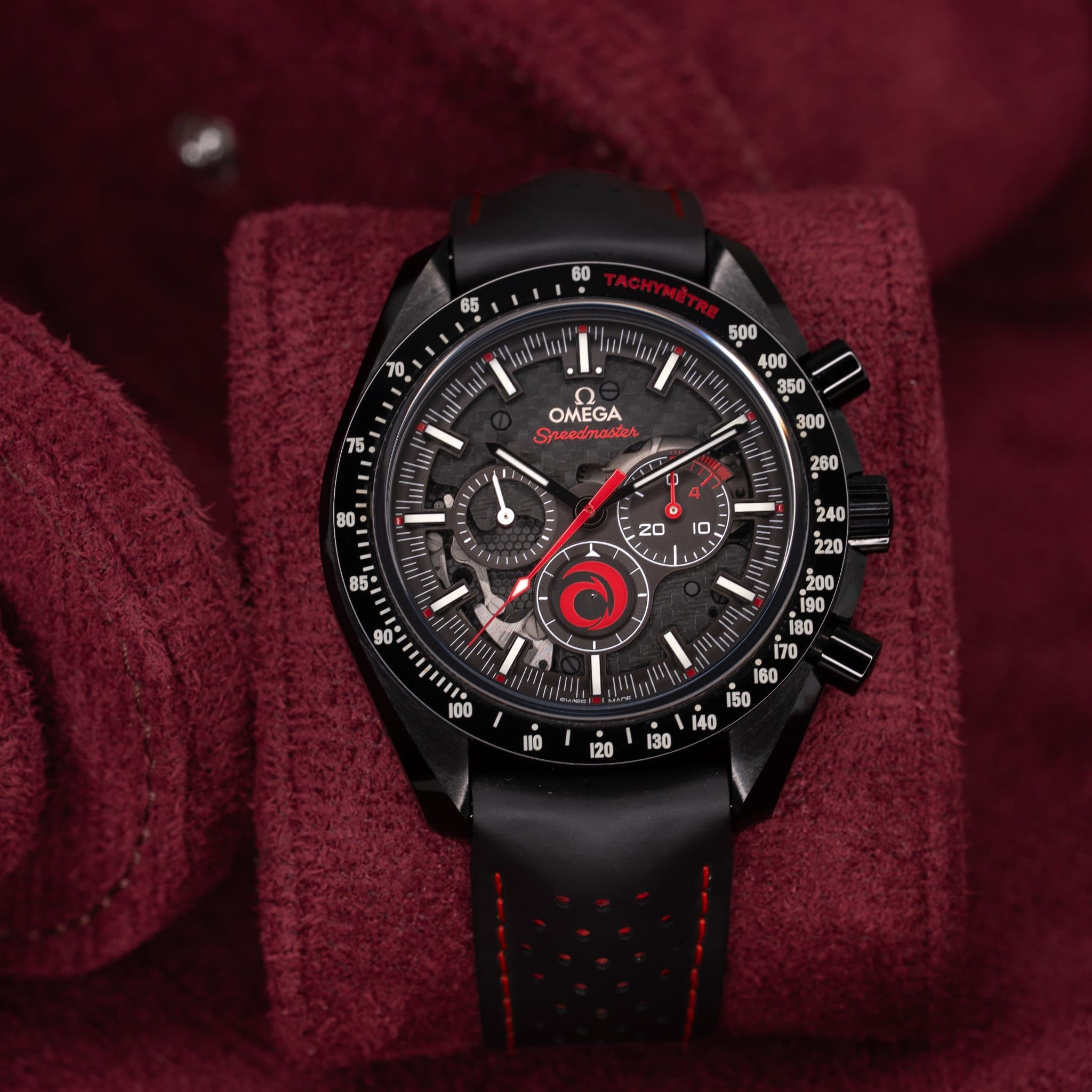 Omega Speedmaster Dark Side of the Moon Team Alinghi (Ref. 311.92.44.30.01.002) — photo 10