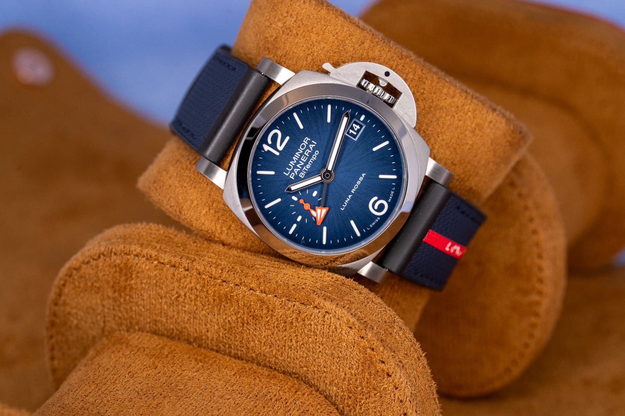 Panerai Luminor Quaranta BiTempo Luna Rossa (Ref. PAM01404)