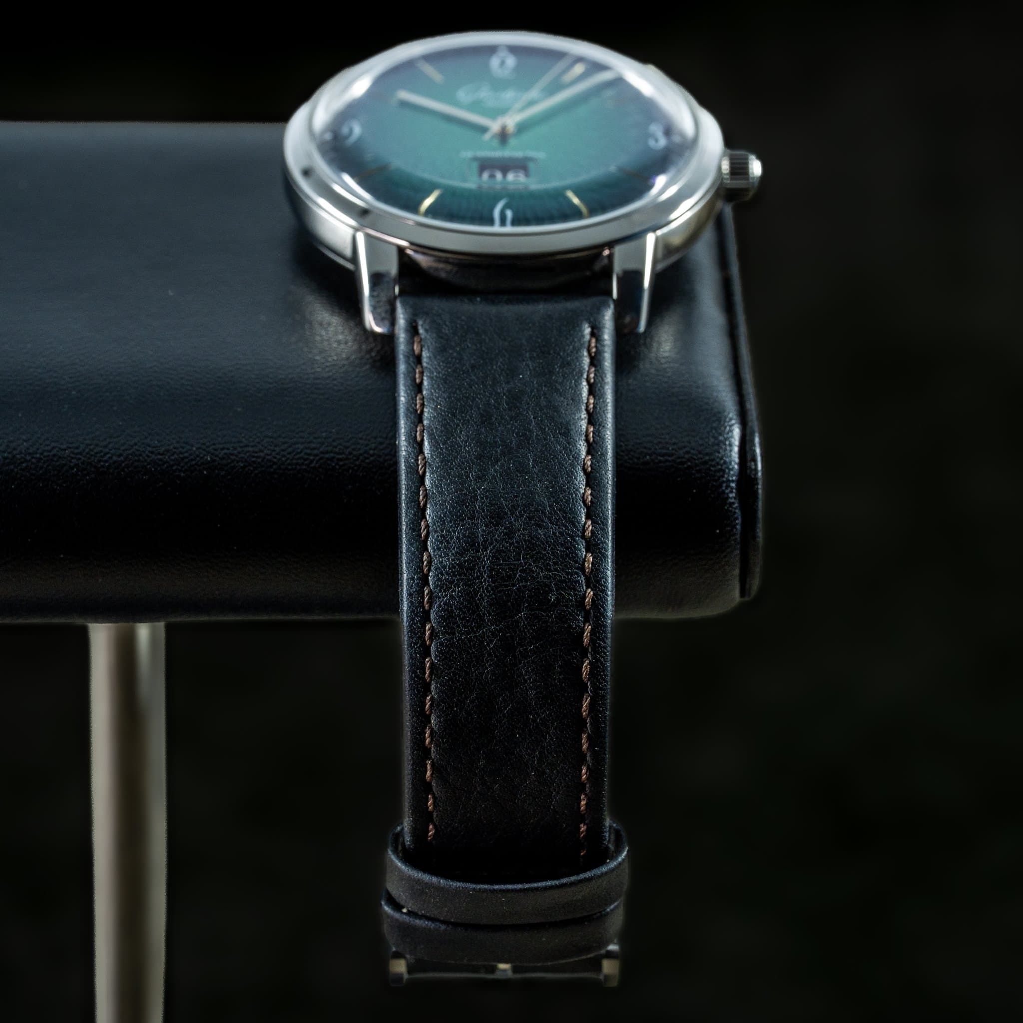 Glashütte Original Sixties Panorama Date (Ref. 2-39-47-04-02-04) — photo 12