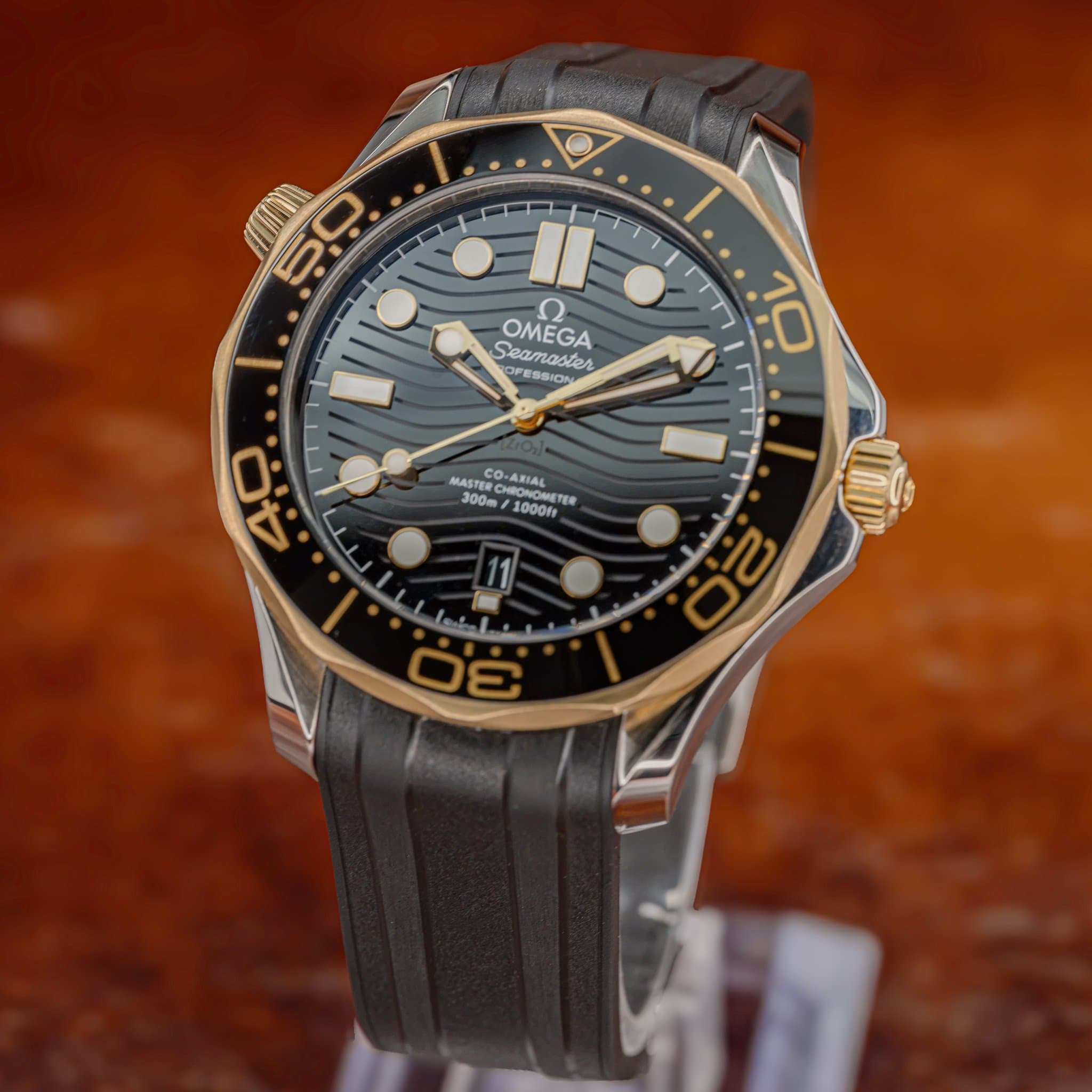 Omega Seamaster Diver 300M Steel & Gold (Ref. 210.22.42.20.01.001) — photo 7