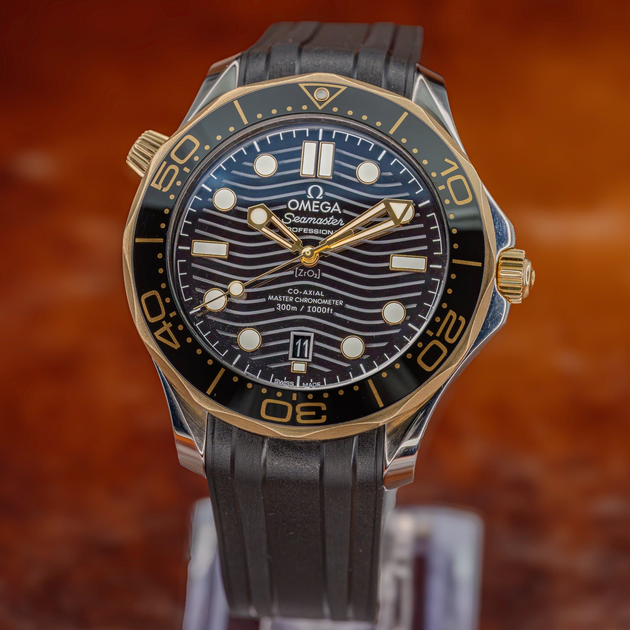 Omega Seamaster Diver 300M Steel & Gold (Ref. 210.22.42.20.01.001) — photo 4