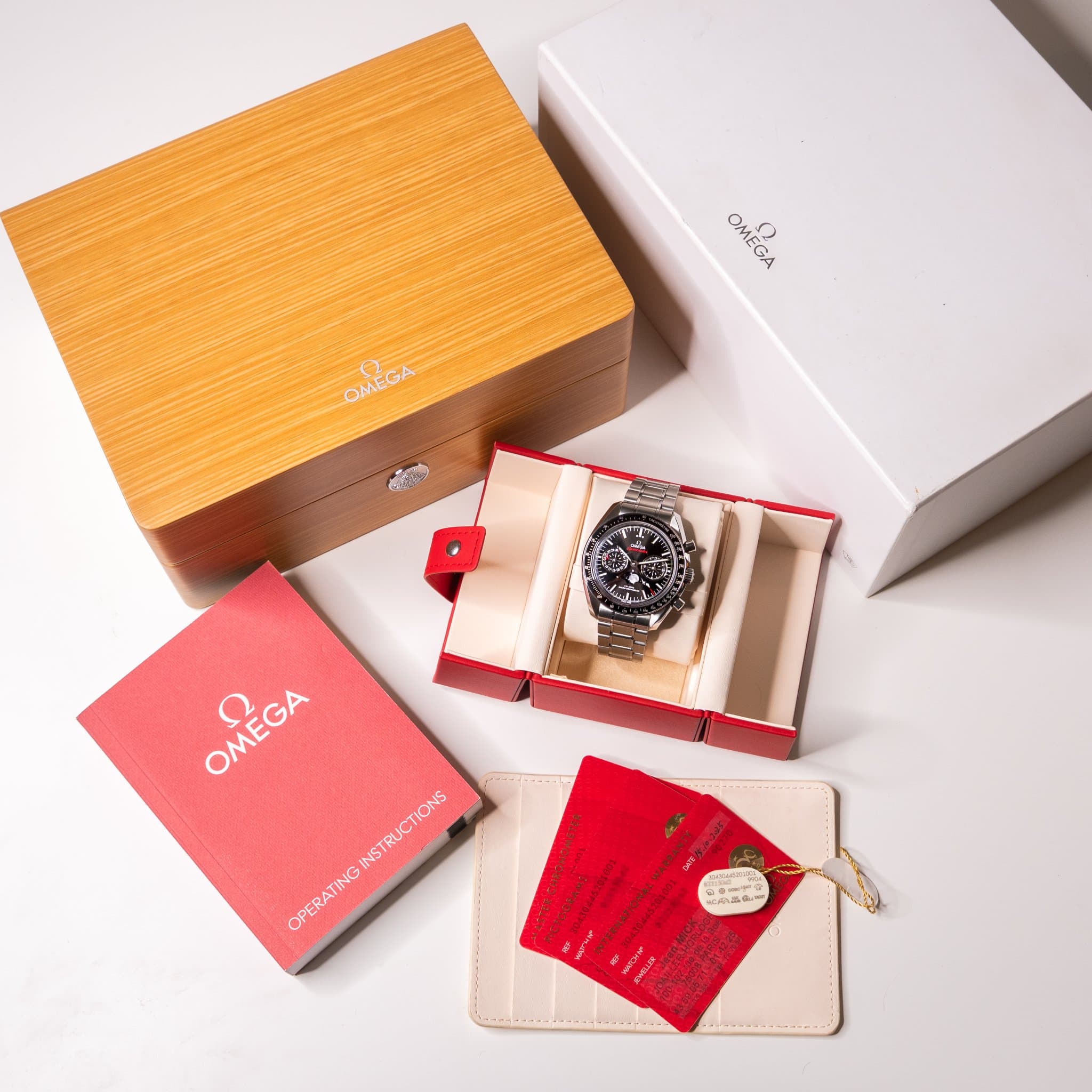 Omega Speedmaster Moonphase (Ref. 304.30.44.52.01.001) — photo 4