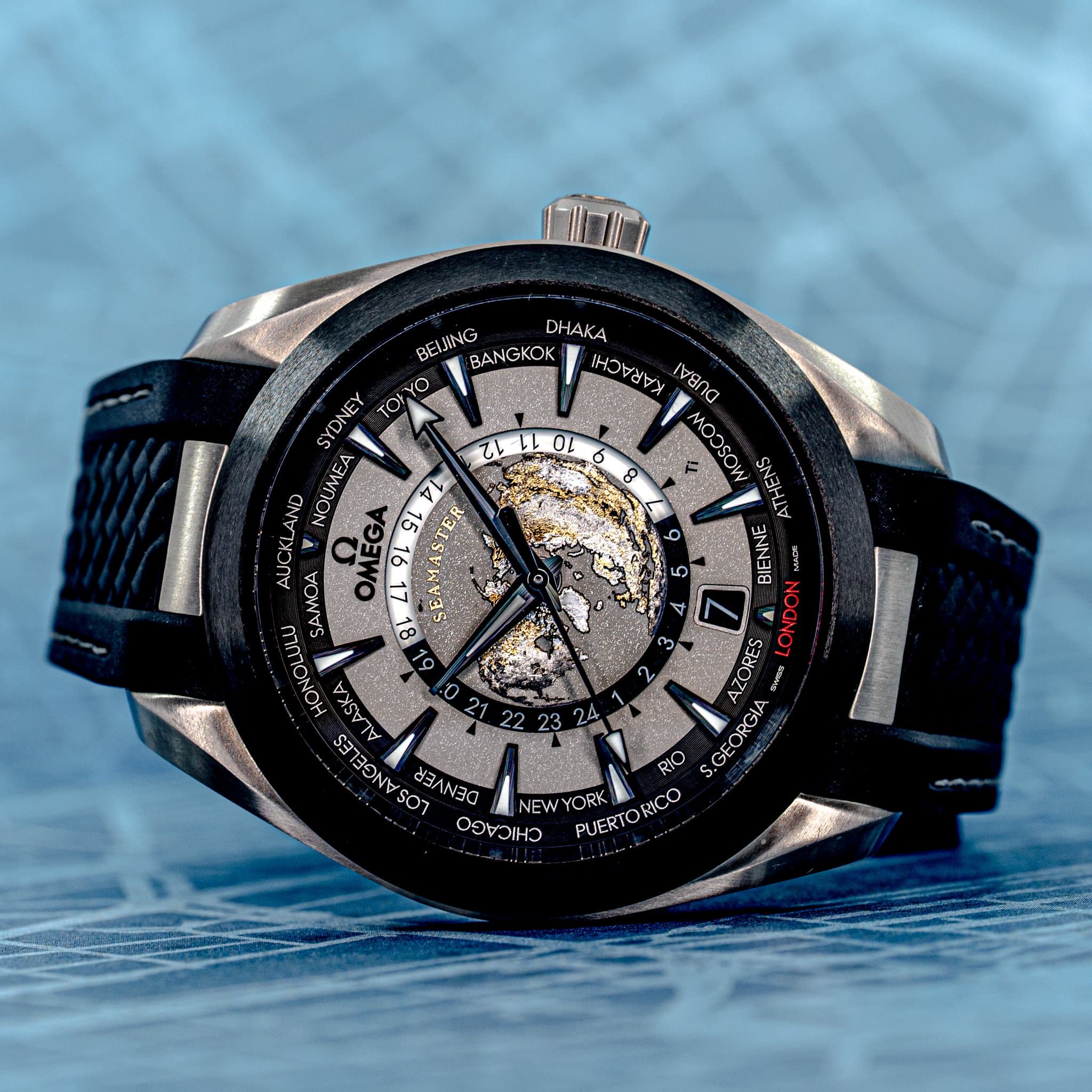 Omega Seamaster Aqua Terra 150M Worldtimer Titanium (Ref. 220.92.43.22.99.001) — photo 7