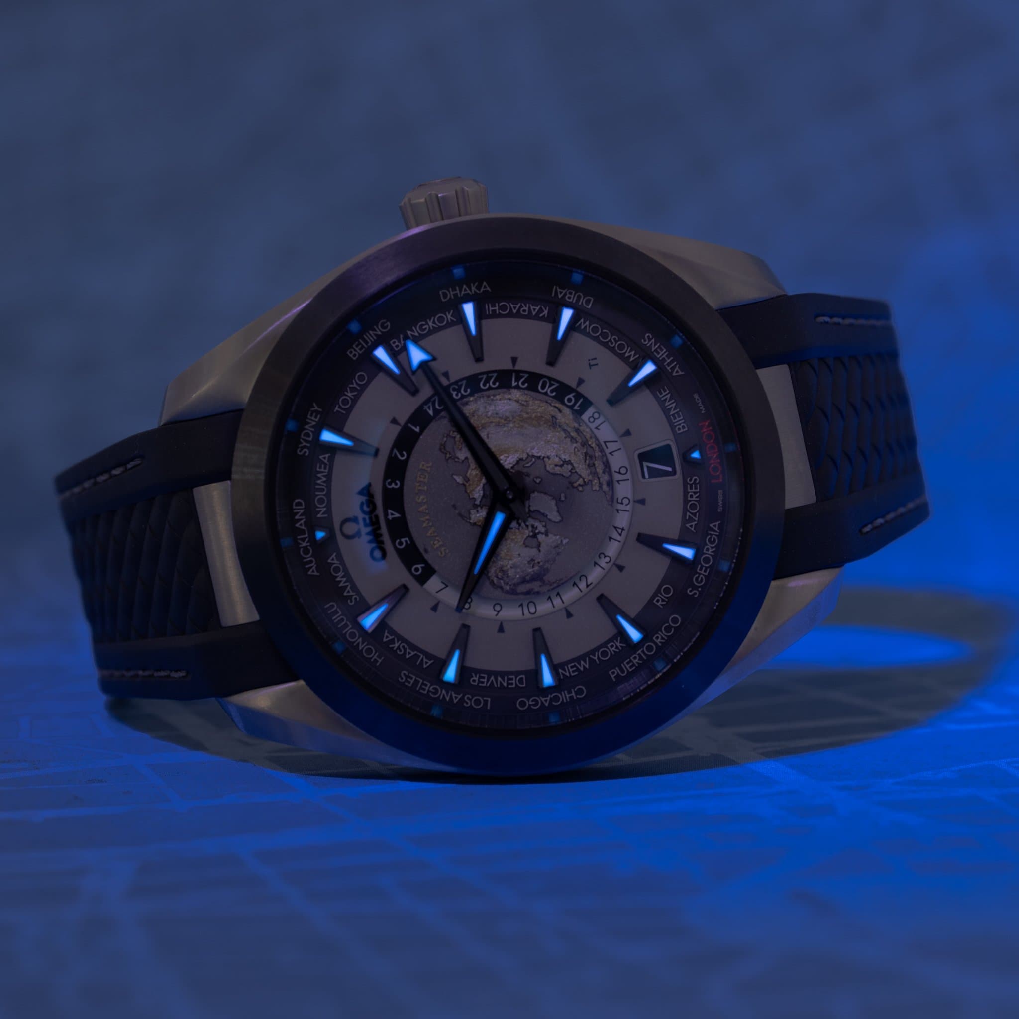 Omega Seamaster Aqua Terra 150M Worldtimer Titanium (Ref. 220.92.43.22.99.001) — photo 15