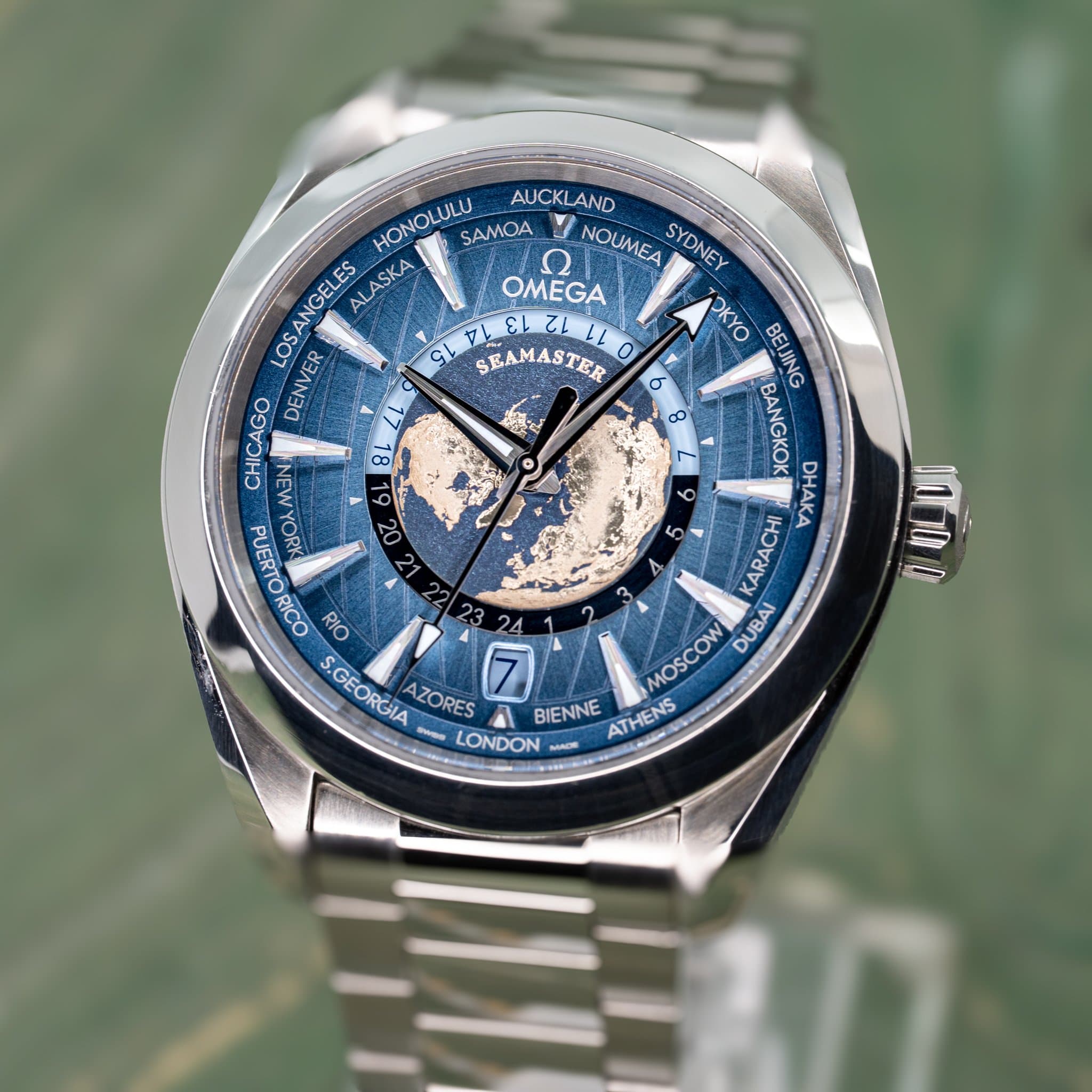 Omega Seamaster Aqua Terra 150M Worldtimer Summer Blue (Ref. 220.10.43.22.03.002) — photo 2