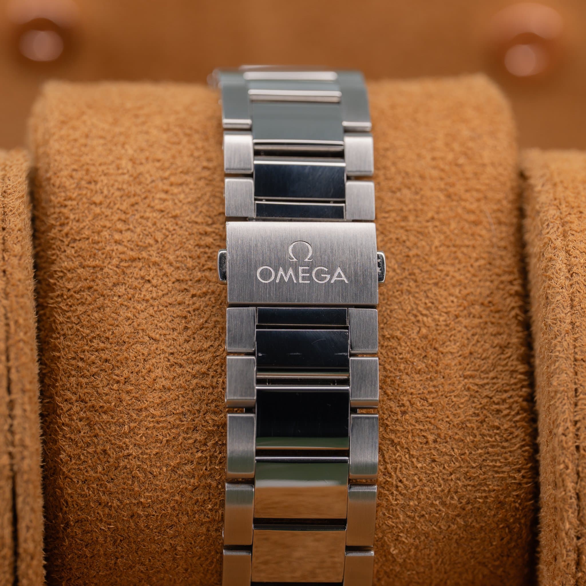 Omega Seamaster Aqua Terra 150M Worldtimer Summer Blue (Ref. 220.10.43.22.03.002) — photo 8