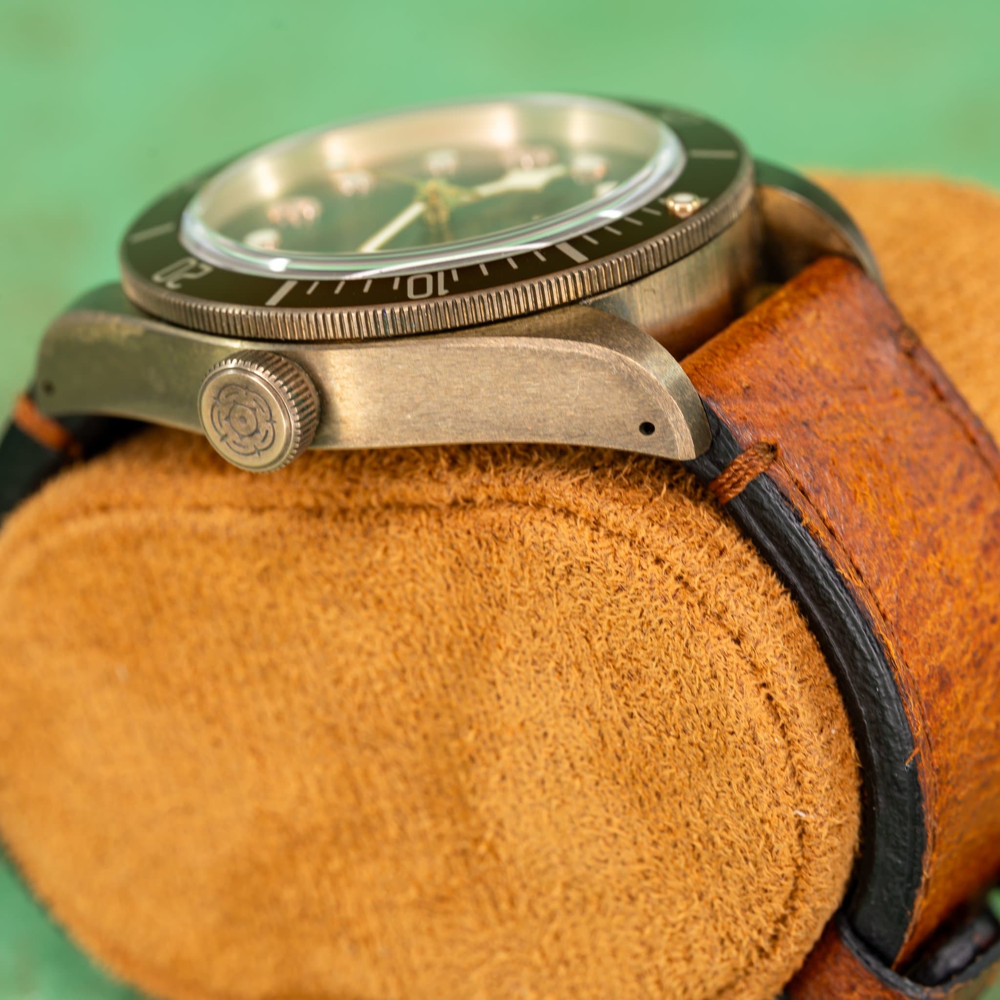Tudor Black Bay Bronze (Ref. M79250BM-0001) — photo 10
