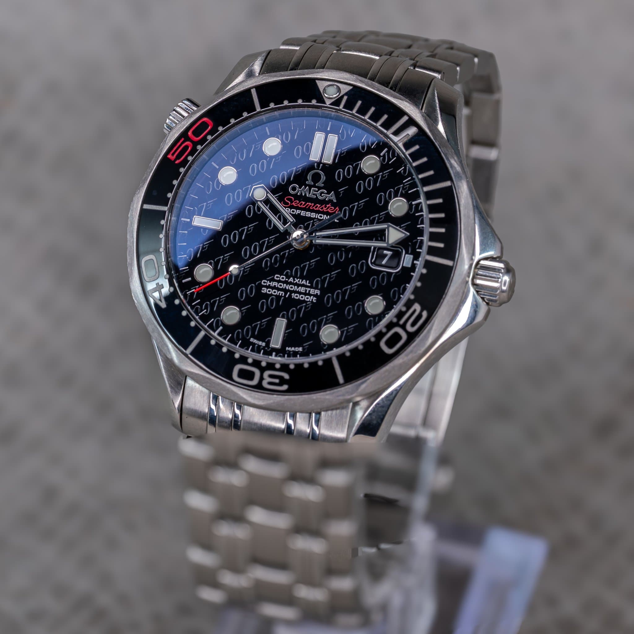 Omega Seamaster Diver 300M James Bond 50th Anniversary (Ref. 212.30.41.20.01.005) — photo 5